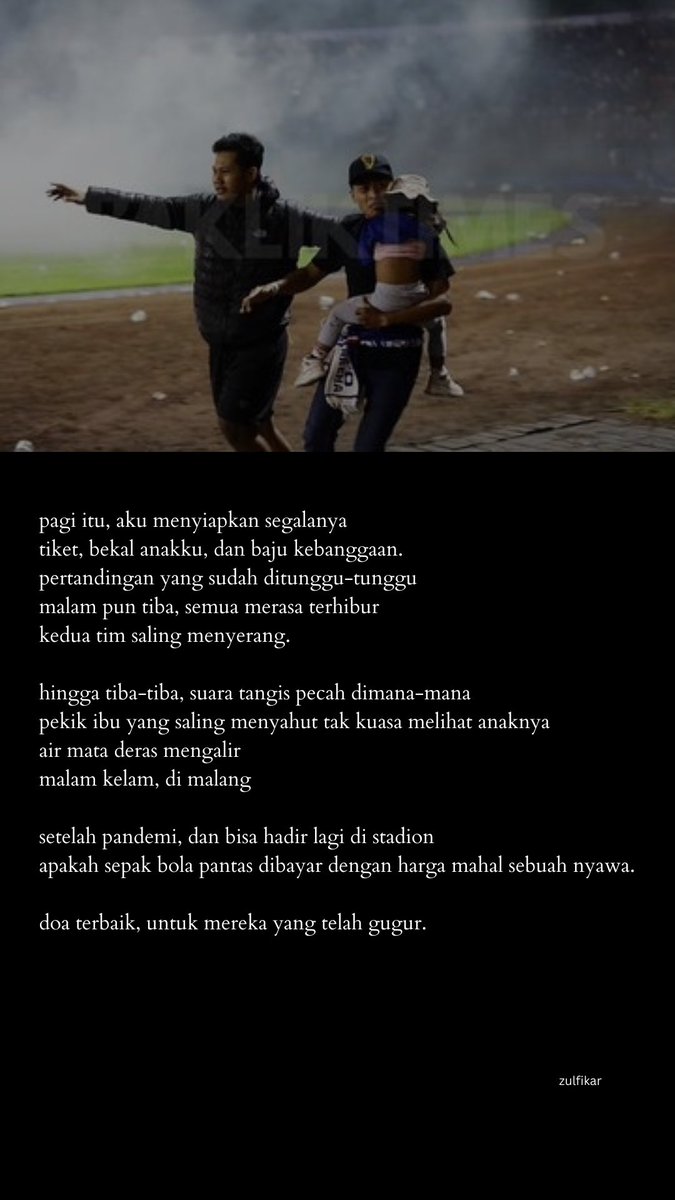 ceritalusu's tweet photo. tentang hari itu, akan menjadi memori mencekam yang tak akan pernah terlupakan 🥀 #kanjuruan #PrayForKanjuruhan #KanjuruhanDisaster https://t.co/4YerfAVOzB