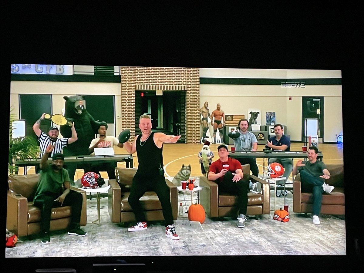 KiferJustin's tweet photo. Keep up the good work @PatMcAfeeShow loving this format! #PMSCFPESPN2 https://t.co/8I9lT4sd8w