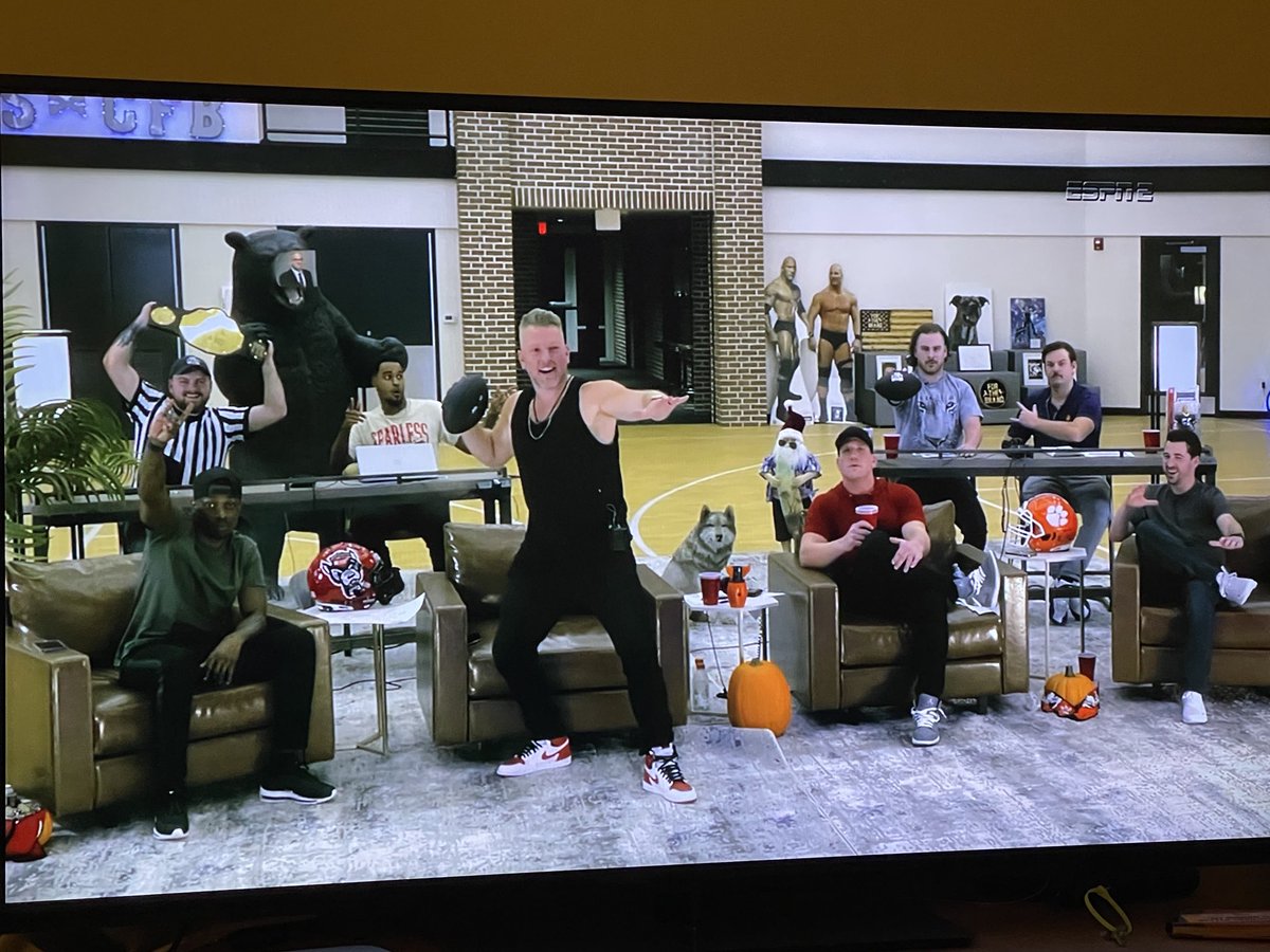 Great job guys!!  Enjoyed it! #PMSCFPESPN2 #Primetime #PatMcAfee ⁦<a href="/espn/">ESPN</a>⁩ ⁦<a href="/PatMcAfeeShow/">Pat McAfee</a>⁩