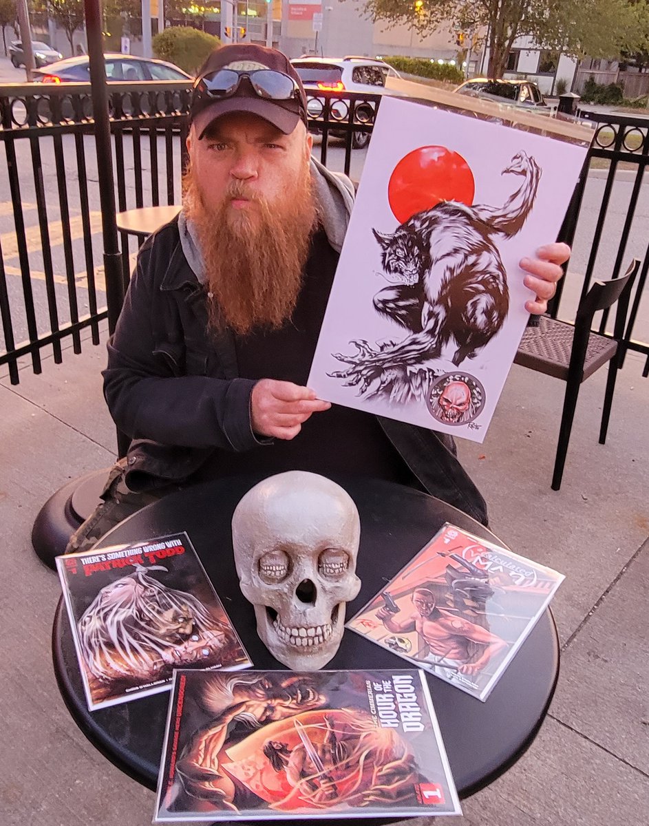 The_Ken_Spawn's tweet photo. Triple October 1st Epicness! (3/3)
Had a Killer afternoon with one of my favorite artists and human beings @uncouthRooth βοΈ
Picked up some sick #DodgeComic Kickstarter OA and Rooth Cover comics! π
Mike also gifted me this wicked-ass Corinthian Skull!
SO Fuckin RAD!! π€ππ€ https://t.co/wV8DTaul6P