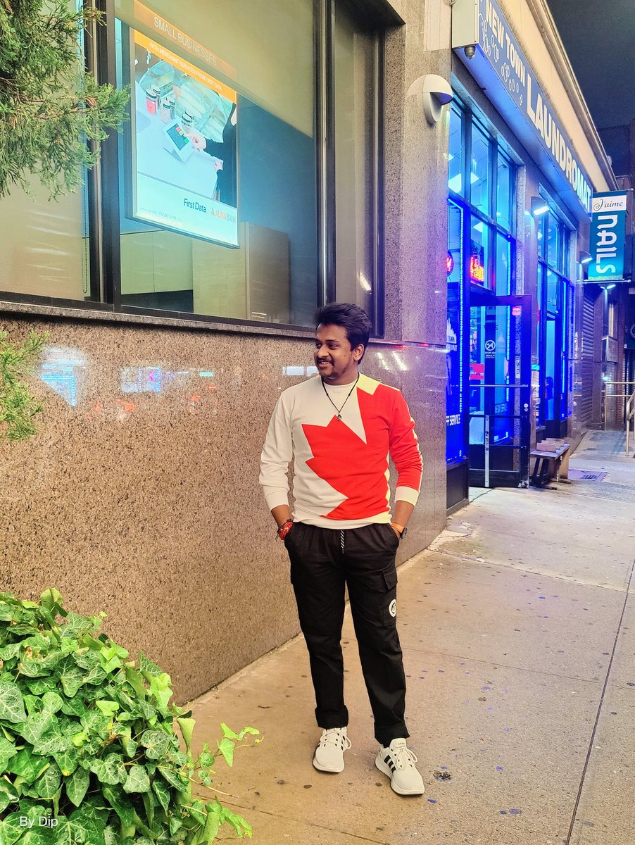 KarDipto's tweet photo. I will write my story in Maple 
And You Keep it in your Heart ❤️🍁🥀 https://t.co/UGYr0pcaQf