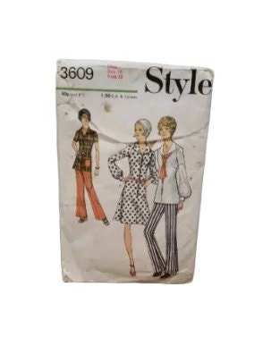 Kitchenconext's tweet photo. Pattern 1970s Style 3609 dress or tunic and trousers pattern https://t.co/32lhGVfi30 #kitchenconnection #Etsy #PantsPattern https://t.co/3BR91vuKn3