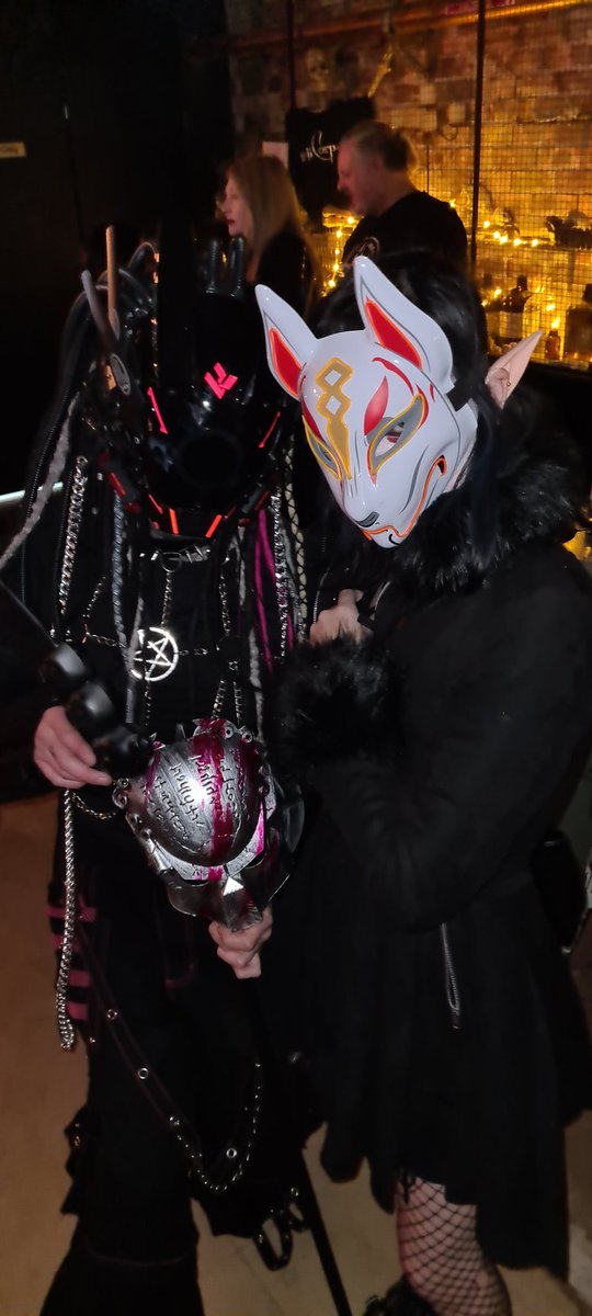 PixiDaxx's tweet photo. Took an Elite Ensnarer @pitprincexx to finally catch me π didn't take long for me to succumb though π¦βοΈ #goth #trans #halloween #cyberpunk #kitsune #alien #cosplay #gothgirls #spooky #forcedincubation #forcedimpreg #alt #nonbinary #xenogender #xenomorph #roleplay #kink #rp https://t.co/27yRKRCpof