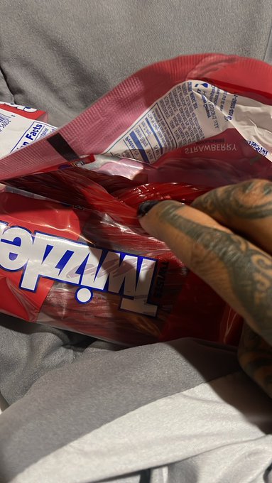 😂🫶🏽👹 https://t.co/v9XBLCF2Hz