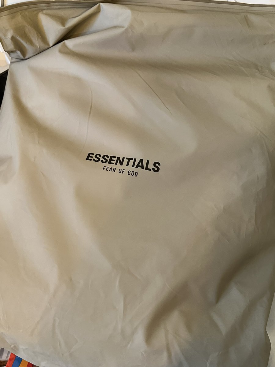 GrimzieGG's tweet image. Opened up @TopSecretLoot @TopSecretPCs @TopSecretShoes all in one year, much love to everyone thanks for the support and taking me through this journey ❤️😊