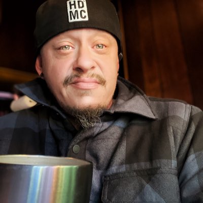 bryant_larrowe's tweet photo. #NewProfilePic https://t.co/7DXVedW5CP