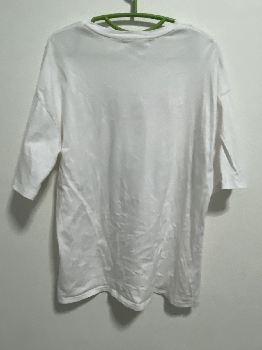 ngan_mux's tweet photo. เสื้อโอเวอร์ไซส์ลายน่ารักๆๆ ไม่มีตำหนิ
อก46 ยาว25  
เอาไปราคา40ค่าส่ง30 พอค่ะ
#ส่งต่อเสื้อผ้ามือสอง #ส่งต่อคสอ #เสื้อผ้ามือ2 #เสื้อผ้ามือสอง https://t.co/JRGO2xSJxO