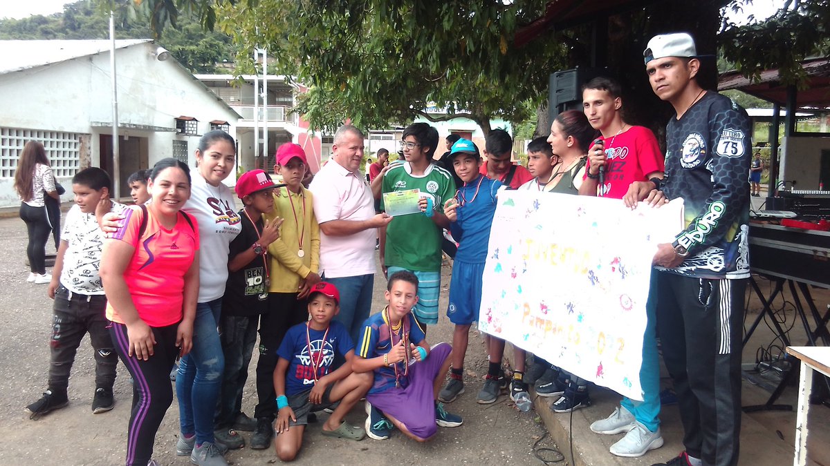 GreySuarezU's tweet photo. #01DEOCT La juventud del Municipio Pampanito realiza el 1er reto de juventud sin límites Pampanito 2022, gracias al apoyo y participación del Alcalde Lcdo. @LeonelRuiz2022 @MsvPampanito @GUARDIADLPUEBLO @PCivil_Ve
@ZonaEduTrujillo @8Pampanito @NicolasMaduro @MervinMaldonad0 https://t.co/cyWIAdYdEJ