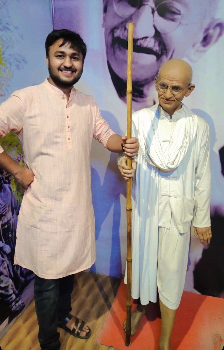 #गांधी बनने में एक उम्र लगती है, #गोडसे तो एक पल में भी बना जा सकता है l
#गांधी_जयंती की हार्दिक शुभकामनाएं l
<a href="/myogiadityanath/">Yogi Adityanath</a> <a href="/narendramodi/">Narendra Modi</a> <a href="/yadavakhilesh/">Akhilesh Yadav</a> <a href="/NitishKumar/">Nitish Kumar</a>
#GandhiJayanti #महात्मा_गांधी