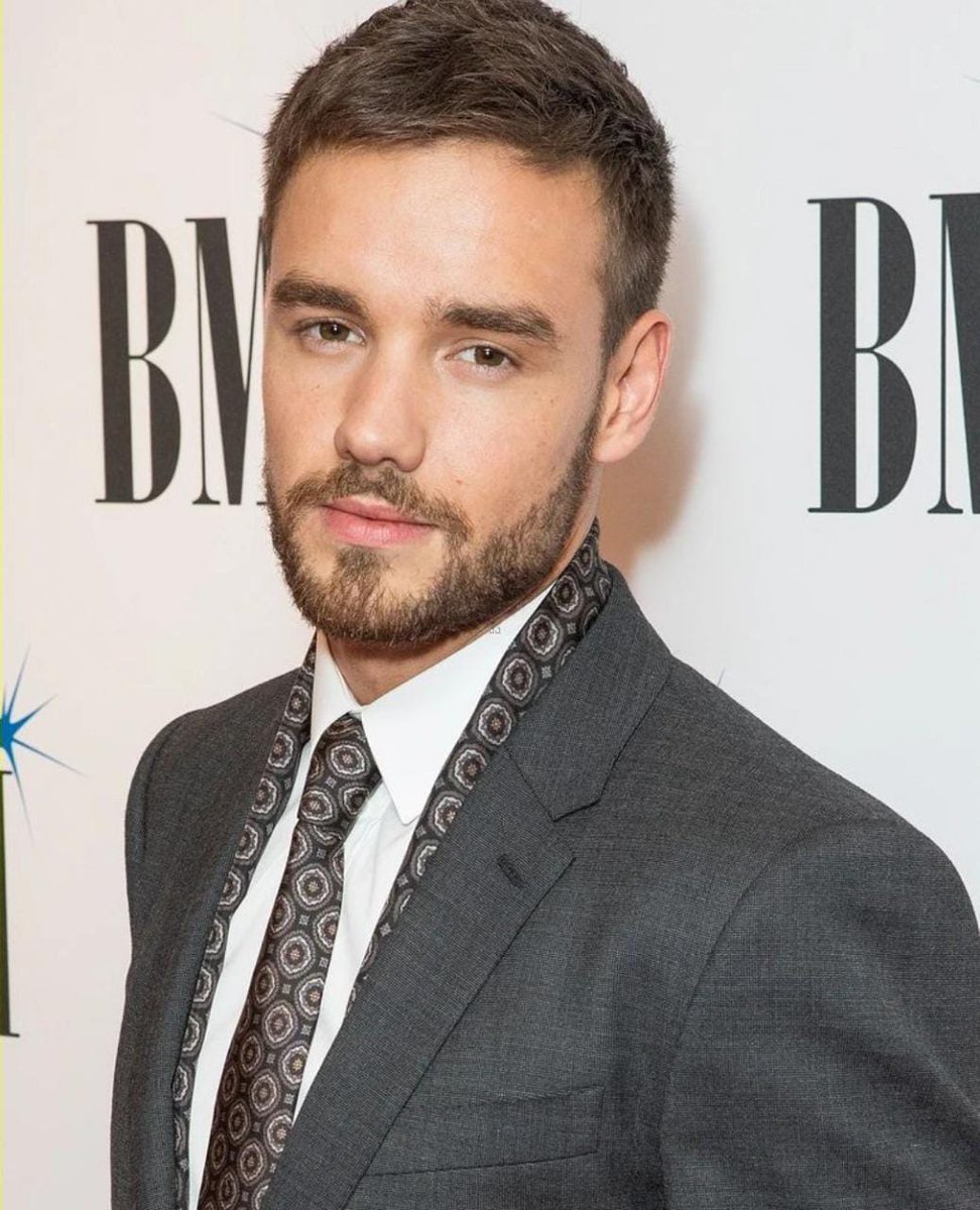 batmanliam__'s tweet photo. @p4yne_93 Es obvio https://t.co/JayskKLws4