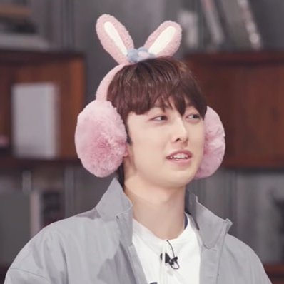 hourlyfuma's tweet photo. happy 🐰#andTEAM #FUMA https://t.co/u2jrWS6fso