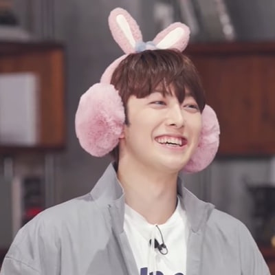 hourlyfuma's tweet photo. happy 🐰#andTEAM #FUMA https://t.co/u2jrWS6fso