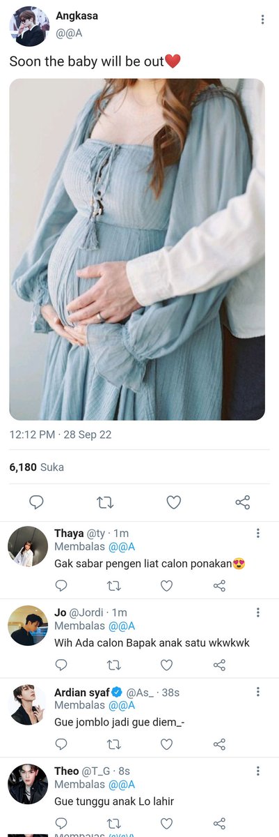 Bumantara;

Tuhan aja tau lun. Mana yang berhak untuk kamu, dan mana yang nggak.

AU Jaehyun X OC ft. Lucas