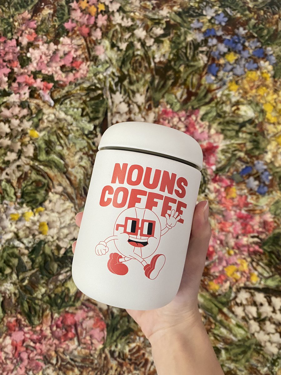 Gm! Got the cutest coffee mug from  <a href="/nounsdao/">Nouns.eth</a> <a href="/nounsinsg/">NOUNSINSG ⌐◨-◨</a> ☕️ Thanks @WideEyeKarl (it was so lovely meeting you irl!) and <a href="/GRAYCRAFTnft/">GRAYCRAFT</a> for organizing the event.