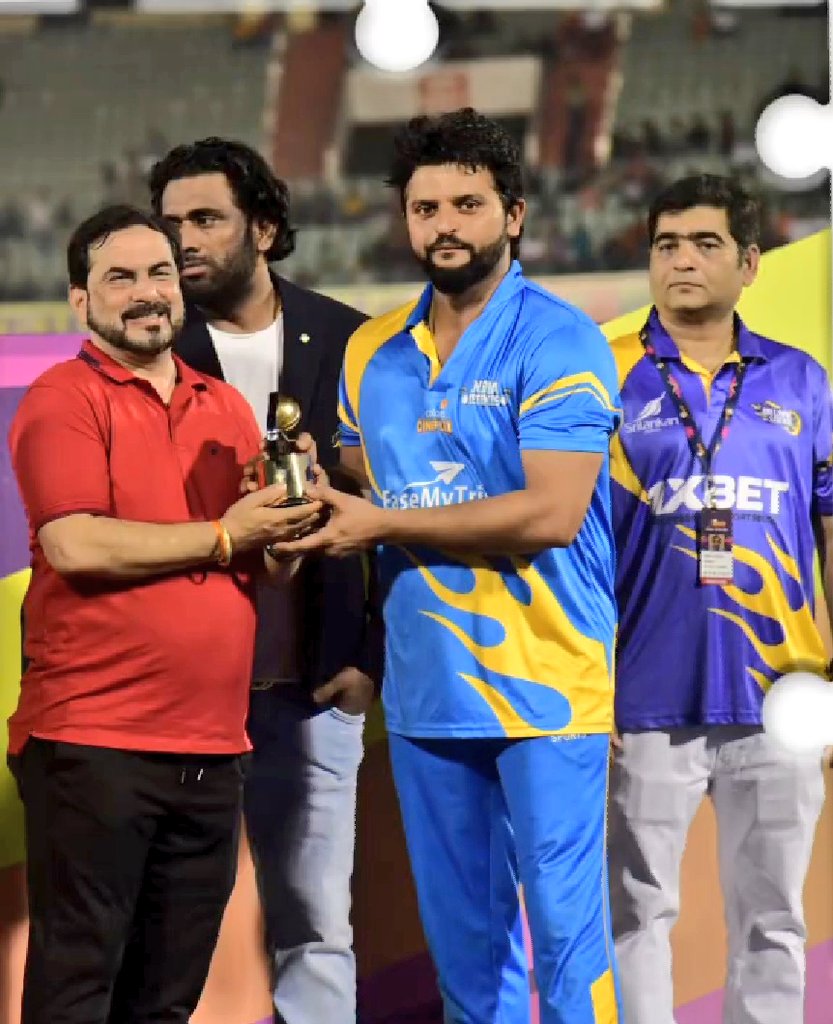 Jairam__SR3's tweet photo. Best Catch Of The Tournament @ImRaina ❤️😍

Always The Best In The Business 🦸‍♂️😌🙌🏻

#SureshRaina #IndiaLegends https://t.co/mW6ybGAbvC