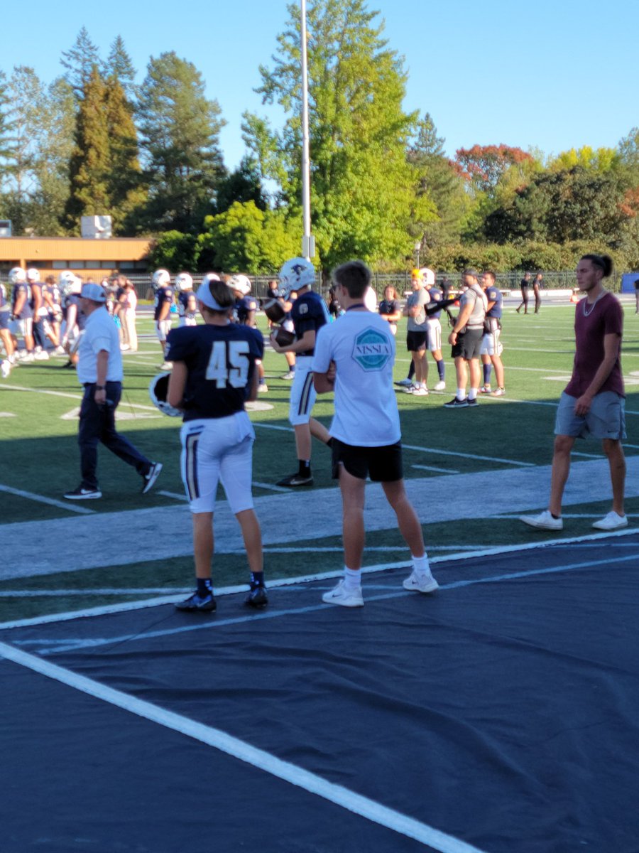 Aidan Brenneman (@aidanbrenneman) on Twitter photo Big thank you to Coach <a href="/KenIngram3/">Ken Ingram</a> and @CoachLo15 for my first Official Game Day Visit at George Fox! I had a great time touring the campus and watching the game! #Gobruins <a href="/GFUFootball/">GFU Bruin Football</a> <a href="/RVRavensFB/">Ridgeview Ravens Football</a> <a href="/RavenRecruiting/">Ridgeview HS (Oregon) Football Recruiting</a> <a href="/PrepRedzoneOR/">Prep Redzone Oregon</a> Big thank you to Coach <a href="/KenIngram3/">Ken Ingram</a> and @CoachLo15 for my first Official Game Day Visit at George Fox! I had a great time touring the campus and watching the game! #Gobruins <a href="/GFUFootball/">GFU Bruin Football</a> <a href="/RVRavensFB/">Ridgeview Ravens Football</a> <a href="/RavenRecruiting/">Ridgeview HS (Oregon) Football Recruiting</a> <a href="/PrepRedzoneOR/">Prep Redzone Oregon</a>