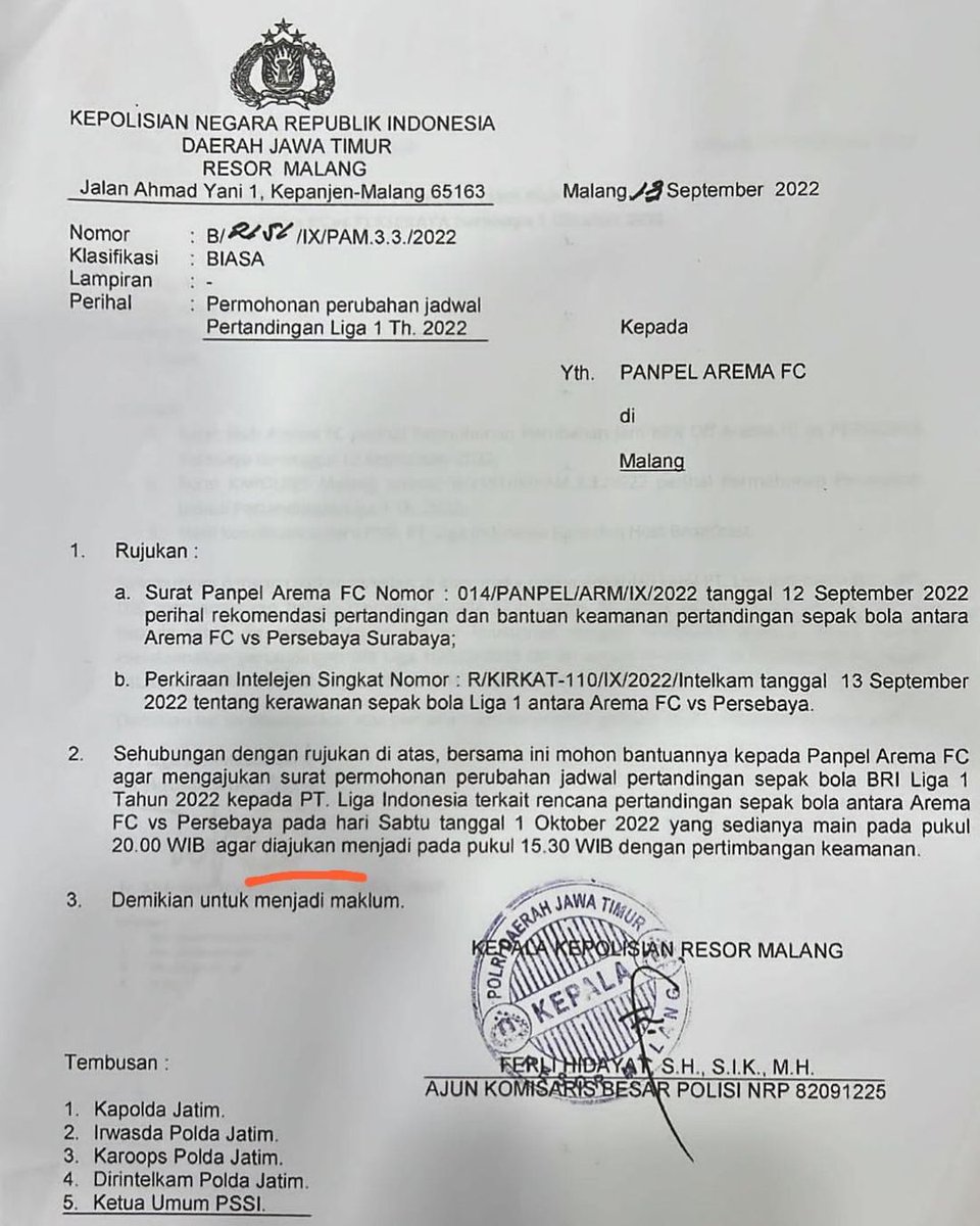 Hunterjagar3's tweet photo. Tanpa mendahului tim pencari fakta, tapi bukti bahwa Kapolres Malang sudah menyurati panitia pelaksana agar memajukan jam pertandingan dari jam 20.00 ke jam 15.30 krn ini pertandingan dgn intensitas tinggi.

#PrayForKanjuruhan https://t.co/AQMgD4uewj