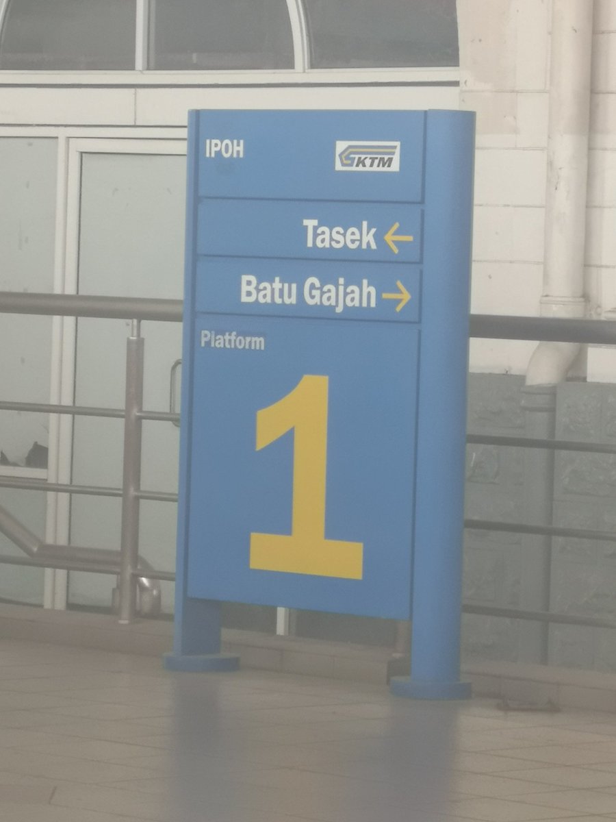 kenlynx's tweet photo. Ipoh,Malaysia.
マレーシア屈指のグルメタウン、イポー着。しかしバンコクはまだまだ遠い…
#ipoh #イポー #malaysia #マレーシア #traintrip #電車旅 #mapsme #Thailand #タイ #バンコク #BANGKOK https://t.co/yj8gyZ2mS8