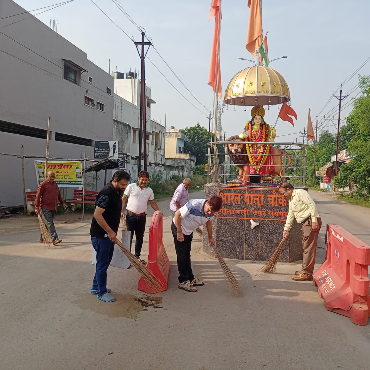 Beingsaurabh( Saurabh Dubey) tweet media