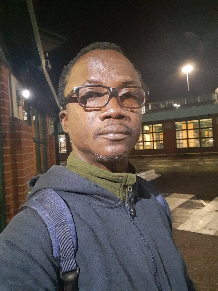 cabman4lasgidi's tweet photo. I dey busstop,I dey go work🤔 na CARE work I dey do...some day,gist go dey about this YouTubers and the things dem no dey tell about the job🤔In God's hands I dey na my prayer when going to work🚶‍♂️ https://t.co/FMirJ7aP9L