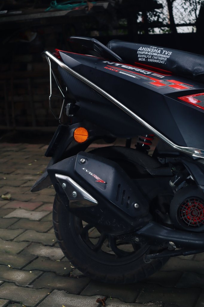AdvikaClicks's tweet photo. “You don’t stop riding when you get old, you get old when you stop riding.”
#tvs #canonphotography #canonm50markii #canon #bike #bikephotography https://t.co/YkLvi4aCnY