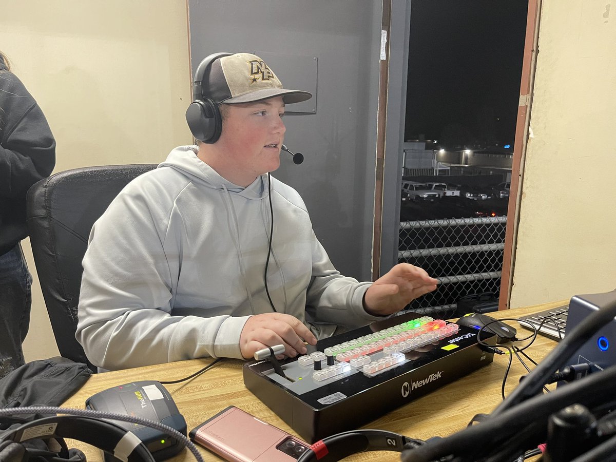 Another great job by NP broadcasting students sending <a href="/NPPanthersONE/">NEWBURY PARK FOOTBALL</a> football out to the world through <a href="/NFHSNetwork/">NFHS Network</a>