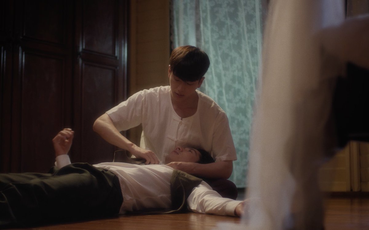 DeeHupHouse's tweet photo. ไม่เมาเหล้าแล้วแต่เรายังเมารัก
สุดจะหักห้ามจิตคิดไฉน 
ถึงเมาเหล้าเช้าสายก็หายไป
แต่เมาใจนี้ประจำทุกค่ำคืน 

#Pilotหอมกลิ่นความรัก https://t.co/jExoWkSnlq