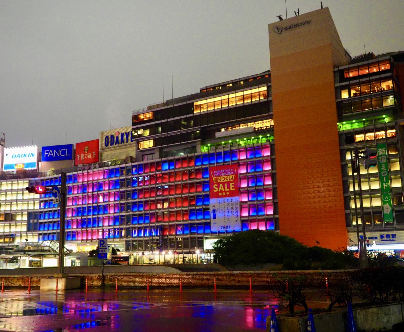 新宿小田急ハルクにて購入、ラウンドで2.3回しか使用してません