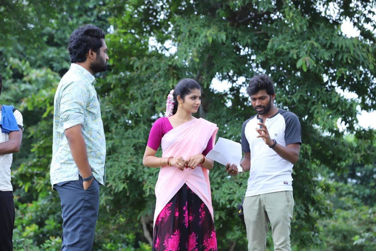 Cinedigital_tfi's tweet photo. Working stills from #JagameriginaSatyam 

In theaters soon

#AvinashVerma #AadyaReddy #NeelimaPathakamasetty #SureshBobbili #TirupathiPale #AchaVijayaBasker #AmruthaSatyanarayanaCreations https://t.co/R1kF9MuTJV