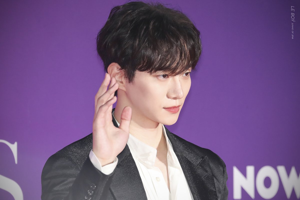 leboy_junho's tweet photo. 220929 이준호 
에이판 스타어워즈 레드카펫
APAN STAR AWARDS 

#이준호 #LEEJUNHO
#준호 #JUNHO
#APAN_STAR_AWARDS https://t.co/ifSmsZnvli