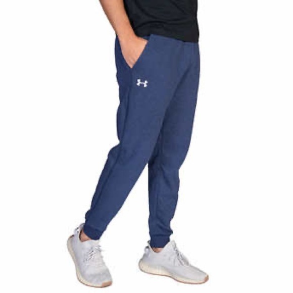 RichieRumble's tweet photo. So good I had to share! Check out all the items I'm loving on @Poshmarkapp #poshmark #fashion #style #shopmycloset #makobi #underarmour #karllagerfeld: https://t.co/koFaIcoktw https://t.co/uGmEFAQQhb