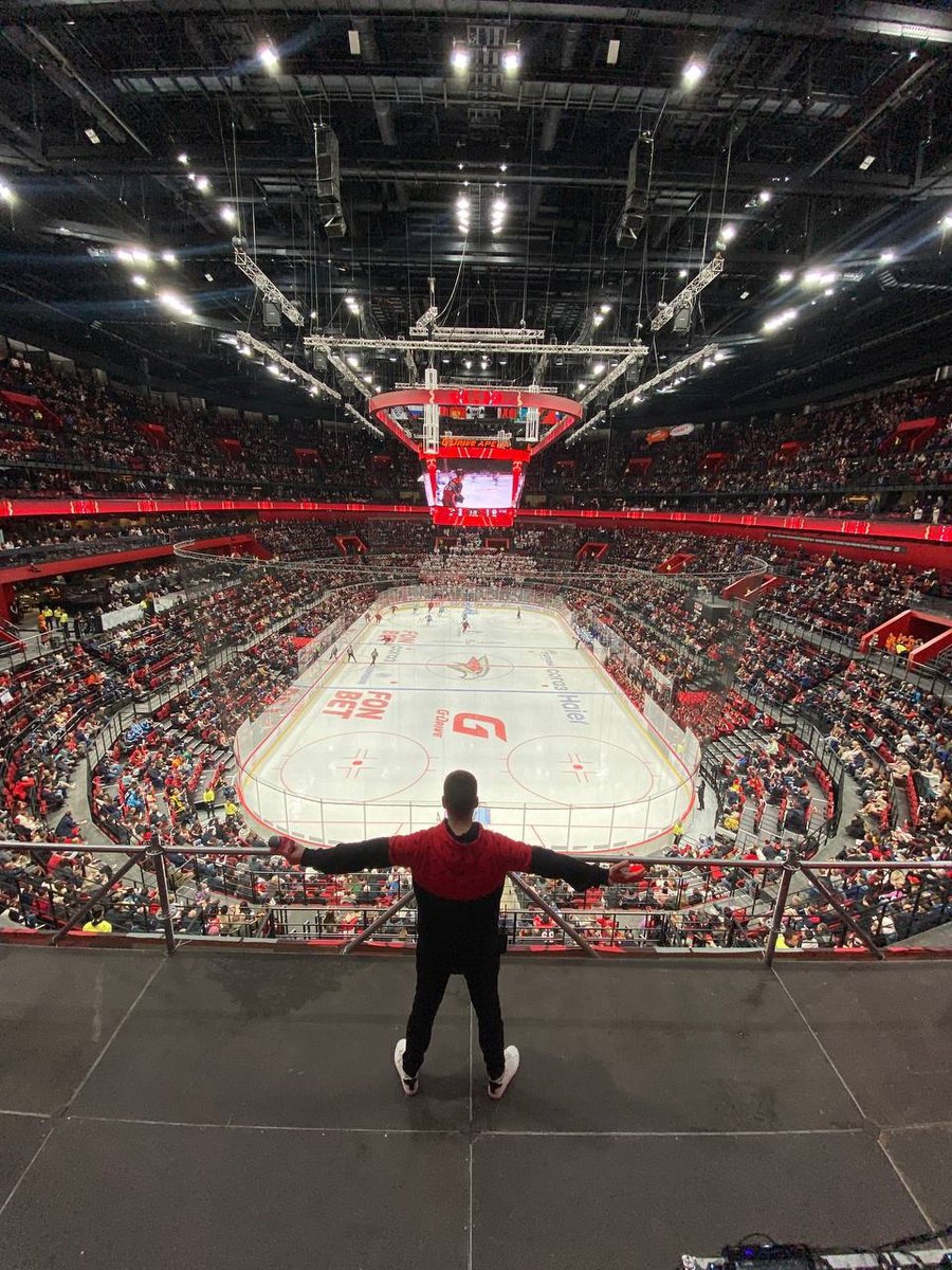 khl's tweet photo. Масштаб!

📍 @hcavangardomsk https://t.co/HfZ5nkJe0F