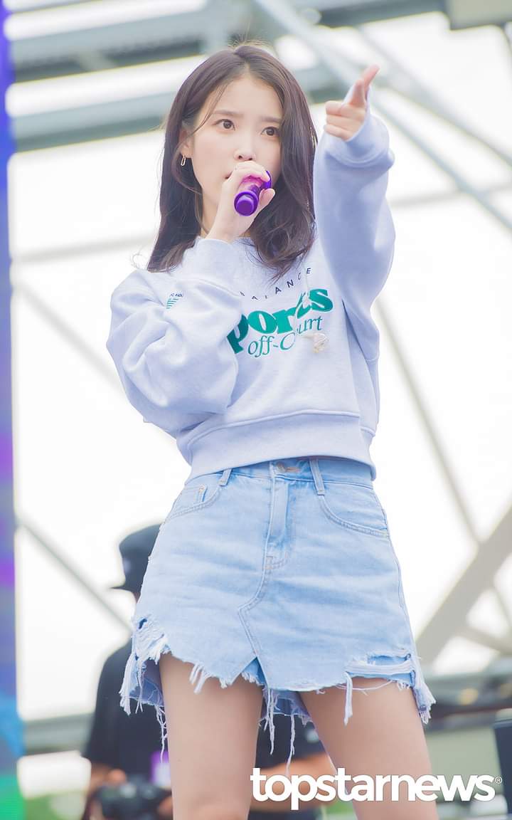 cleanlwlr's tweet photo. #IU #아이유 https://t.co/BQ4VspWZrX
