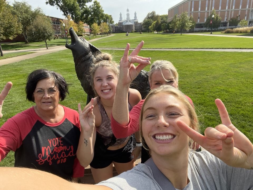 yote_mom's tweet photo. What a great weekend!   The @yote_mom has officially welcomed our new moms in with an amazing weekend filled with bonding and laughter!  We had a great time!  Thanks @SDCoyotes and Vermillion! https://t.co/AEytxS9UeJ