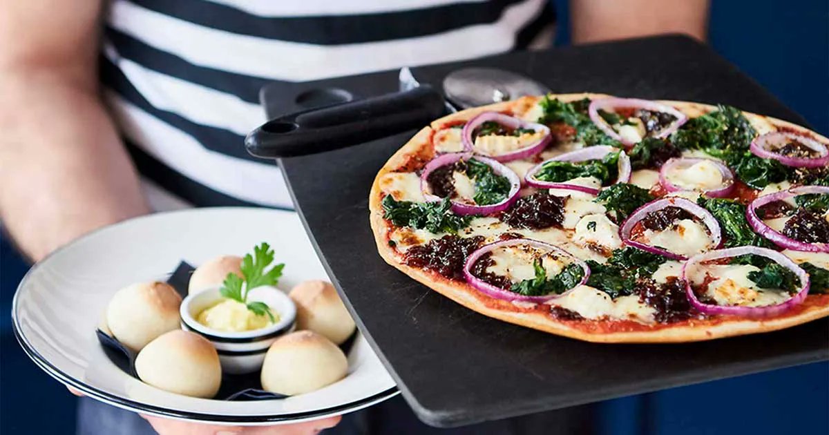 Learn how iovox solutions helped Pizza Express increase their bookings by 42% at the link 👉 buff.ly/3wpUVHe 

#CustomerSuccessStory #SpeechAnalytics #OnlineMarketplaces #CallTracking #CallData #ConversationIntelligence #VoiceFirst #BusinessAnalytics #ConversationAnalysis