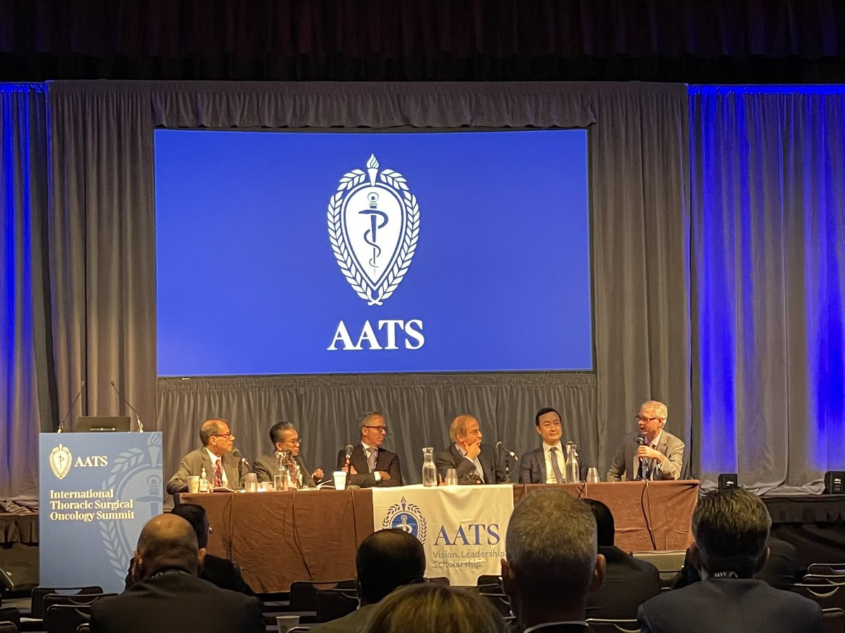 NanGe_MD's tweet photo. First time #AATS meeting. AMAZING journey. @AATSHQ #ITSOS https://t.co/RoCnWxXQ8q