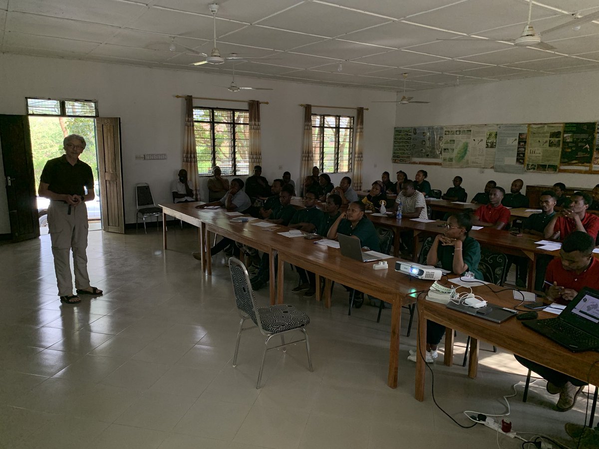 MarkScherz's tweet photo. Today we welcome the third & final group of students on the #Erasmus+ #CONTAN course here at the Udzungwa Ecological Monitoring Centre, just outside Udzungwa Mountains National Park in Tanzania. Really looking forward to teaching them some field methods in #Herpetology! https://t.co/ncLhNg2aHT