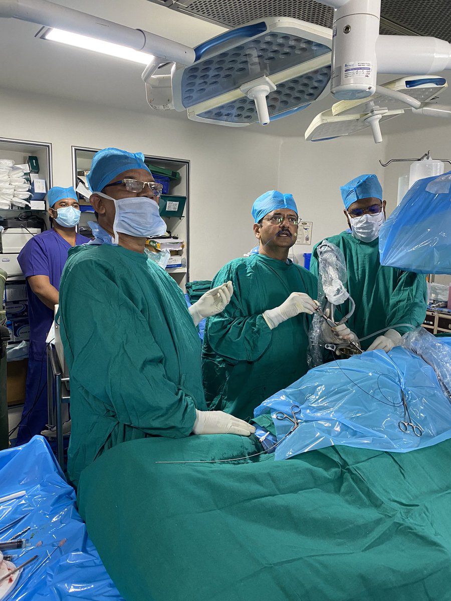 drabhaymahajan's tweet photo. Was happy to demonstrate Mini-PCNL surgery with Thulium Fiber Laser during live operative international workshop on PCNL, โPercon 2022โ at Delhi. Thank you S.K. Pal sir for the opportunity. More than 500 Urologist attended the workshop.Also enjoyed the Supine vs Prone PCNL debate https://t.co/VRQoNF8qXp