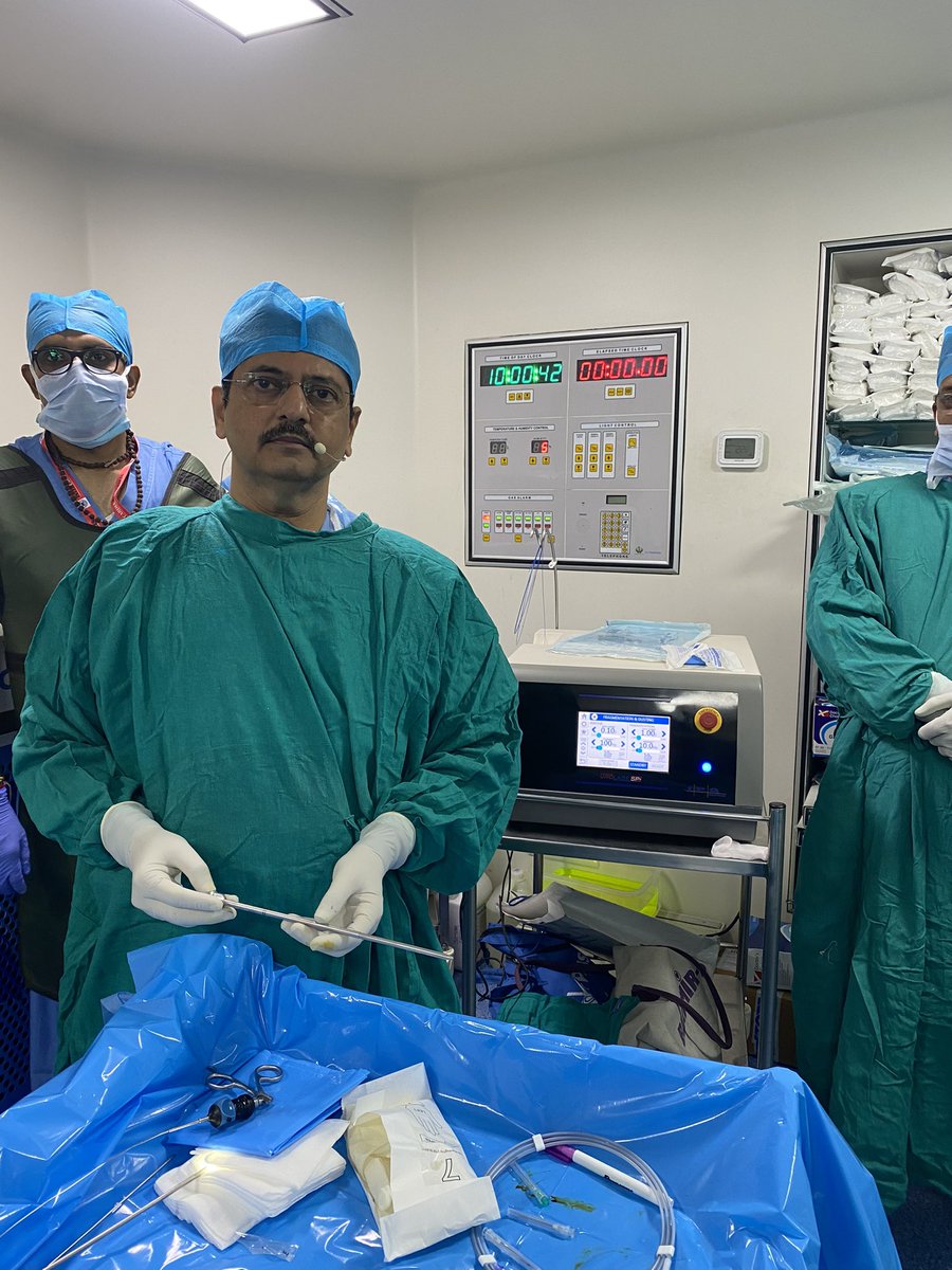 drabhaymahajan's tweet photo. Was happy to demonstrate Mini-PCNL surgery with Thulium Fiber Laser during live operative international workshop on PCNL, โPercon 2022โ at Delhi. Thank you S.K. Pal sir for the opportunity. More than 500 Urologist attended the workshop.Also enjoyed the Supine vs Prone PCNL debate https://t.co/VRQoNF8qXp