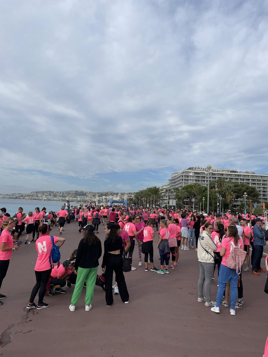Le cancer du sein est le cancer le plus fréquent en France et la première cause de décès par cancer chez la femme. je soutiens #OctobreRose #prevention #mobilisation <a href="/VilledeNice/">Ville de Nice</a>