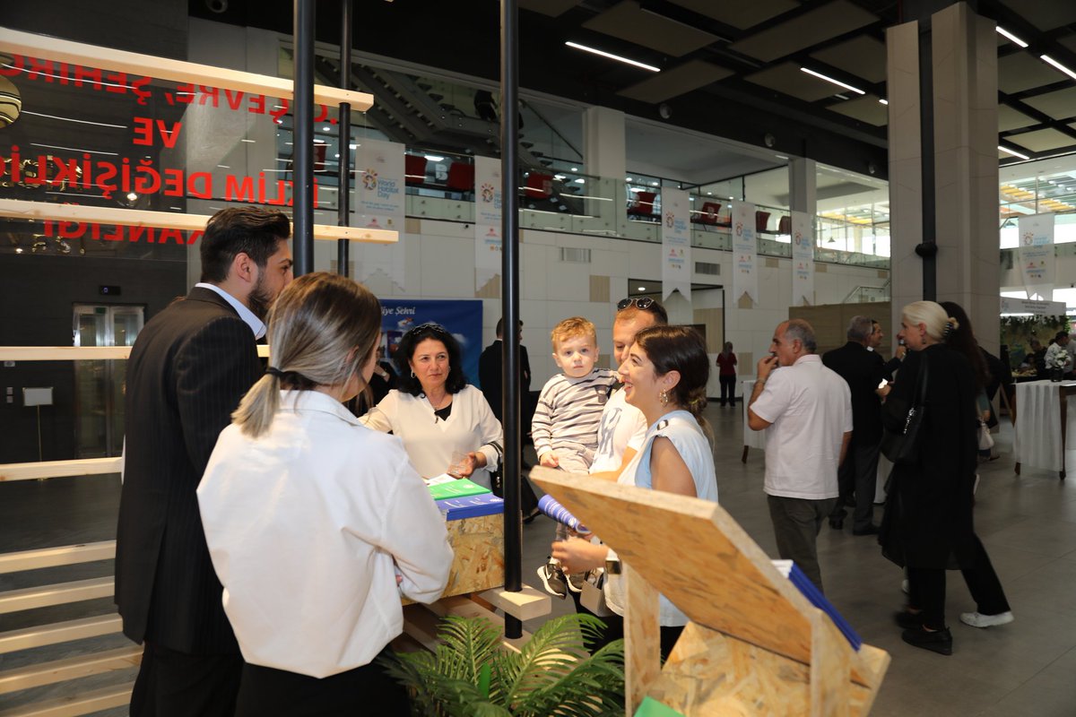 Dünya Habitat Günü’nü hep birlikte Balıkesir’de kutluyoruz. 

♻️ Sıfır Atık
🏙 Şehir ve Medeniyet
🏡 Yeşil Dönüşüm ve Konut Uygulamaları 

Fuar alanında standımızı ziyaret edebilir projelerimiz hakkında bilgi alabilirsiniz.
#KimseGerideKalmasın