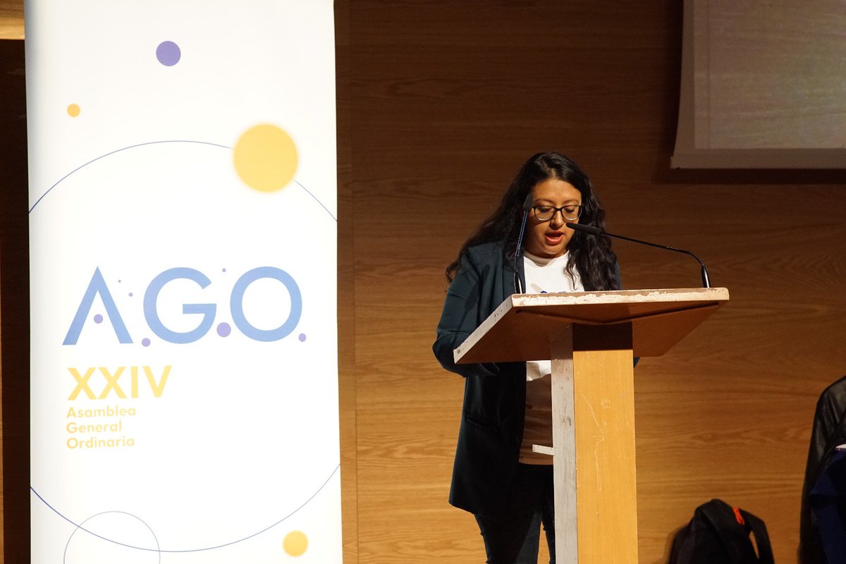 _CJE_'s tweet photo. Este tweet se está escribiendo con lágrimas en los ojos y orgullo en el corazón.

💛Gracias a la Comisión Permanente que acaba mandato hoy. Gracias por vuestro sacrificio y trabajo. El CJE siempre será vuestra casa. https://t.co/5rpDGzkBof