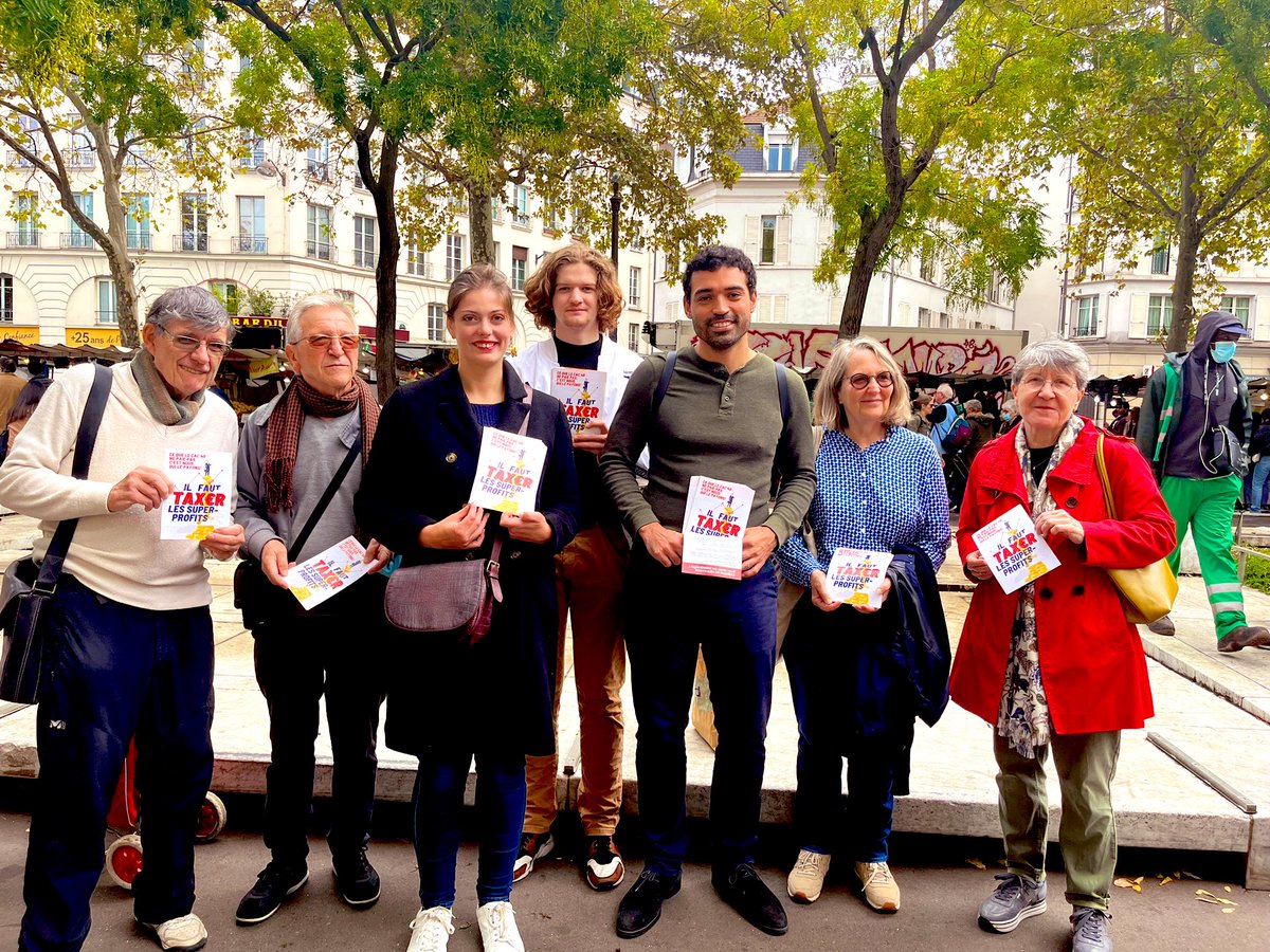 EmmaRafowicz's tweet photo. Les entreprises du CAC 40 ont battu tous les records de profit… ce n’est pas aux plus modestes de souffrir, c’est aux plus riches de contribuer !
👉 Avec le @PSParis11e, nous étions ce matin sur le marché #Bastille pour exiger la taxation des superprofits ! 🌹✊
#RIPsuperprofits https://t.co/EqVRWDg6Ku