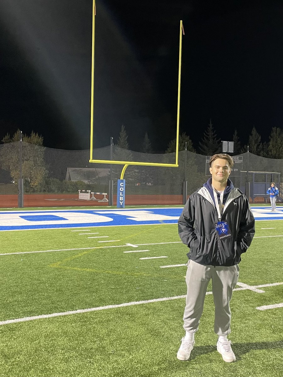 Awesome game day visit and 39-17 win under the lights! Thanks <a href="/Colby_Football/">Colby Football</a> <a href="/ColbyCoachCos/">Jack Cosgrove</a> <a href="/CoachKasabian/">Brent Kasabian</a> <a href="/_CoachKD/">Keith Davis</a> <a href="/ColbyCoachDex/">Tom Dexter</a> <a href="/NickSpause/">Coach Spause</a>