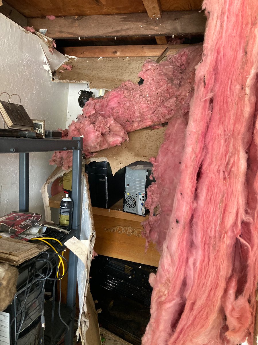 elleteeter's tweet photo. I'm raising money for Grampa Jack lost his house to Hurricane Ian. Click to Donate:  https://t.co/rFMJ44DqDi #GoFundMe https://t.co/JxcxxEvoKv