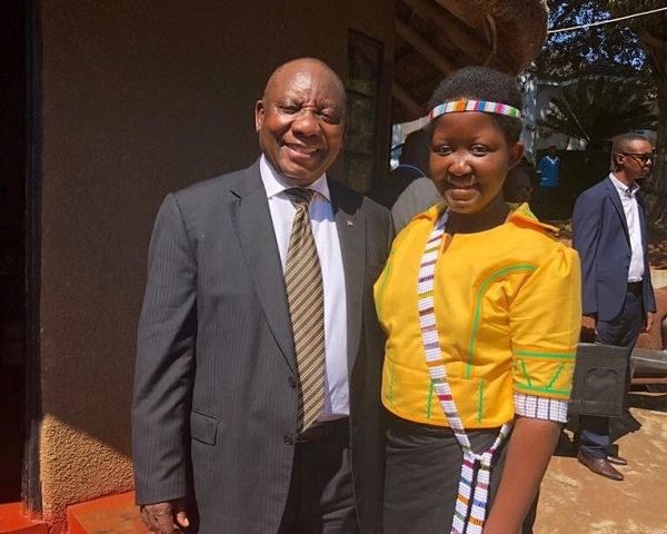 CapricornFMNews's tweet photo. #ModjadjiKingship The legal guardian of #PrincessMasalanaboModjadji, Dr Mathole Motshekga says the Queenship of Masalanabo as the next heir of the Balobedu nation has no rival. DR

📷Twitter https://t.co/DlOFm0ZnhJ