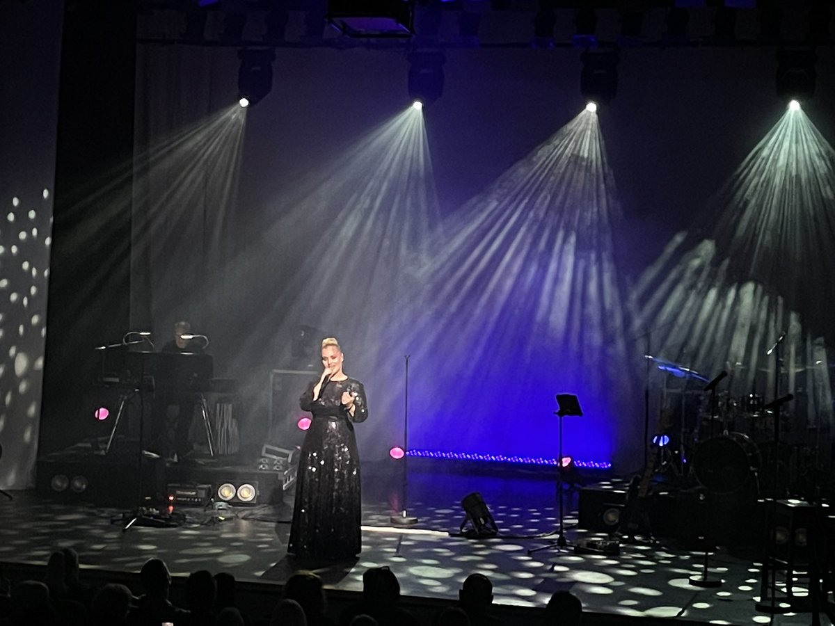 Someone Like You tweet media