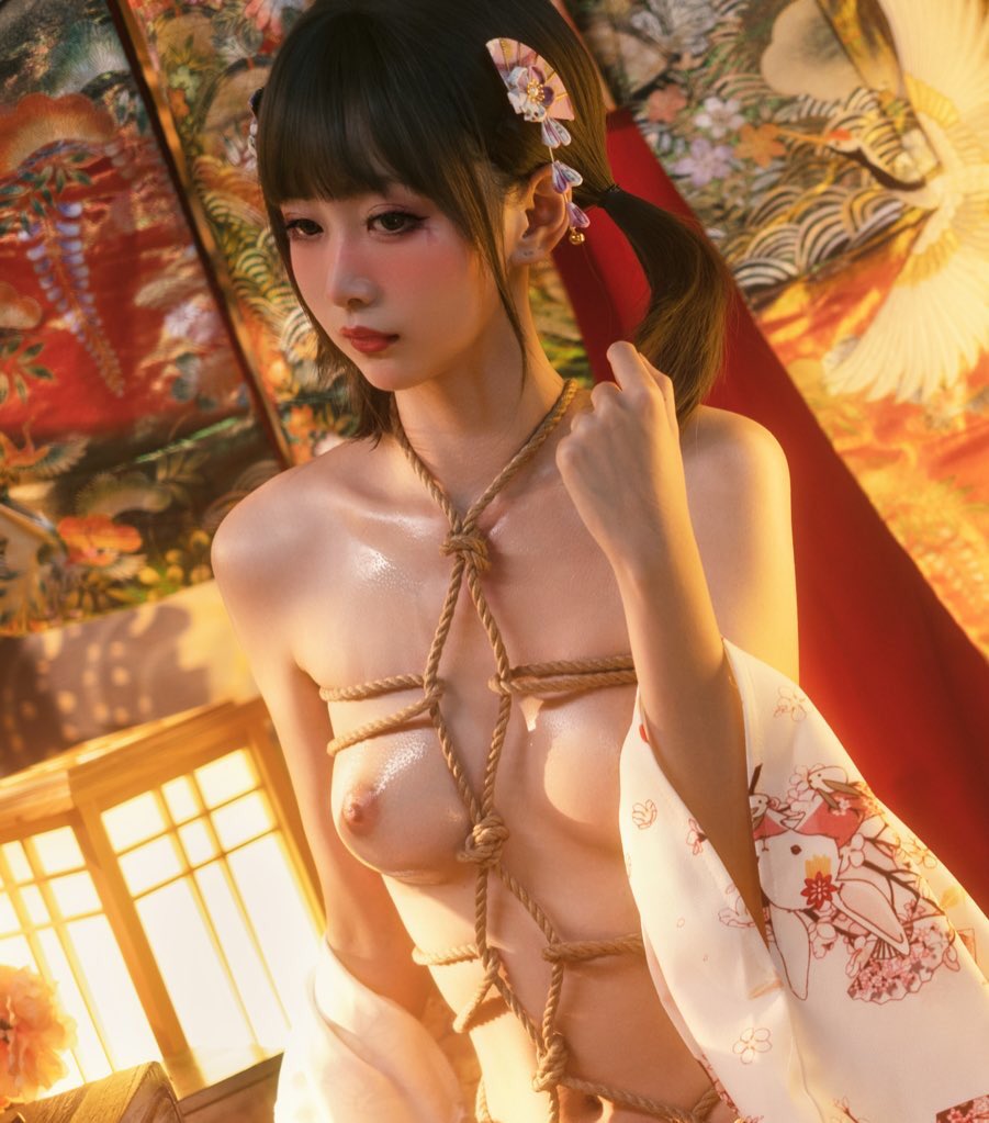 cosplayfiesta's tweet photo. 60 likes, 5 retweet for more NSFW Content 

Check out our Discord server: https://t.co/brqtJvNshn
——————————————
Join Discord to get link ! https://t.co/vA9j9FLKDb