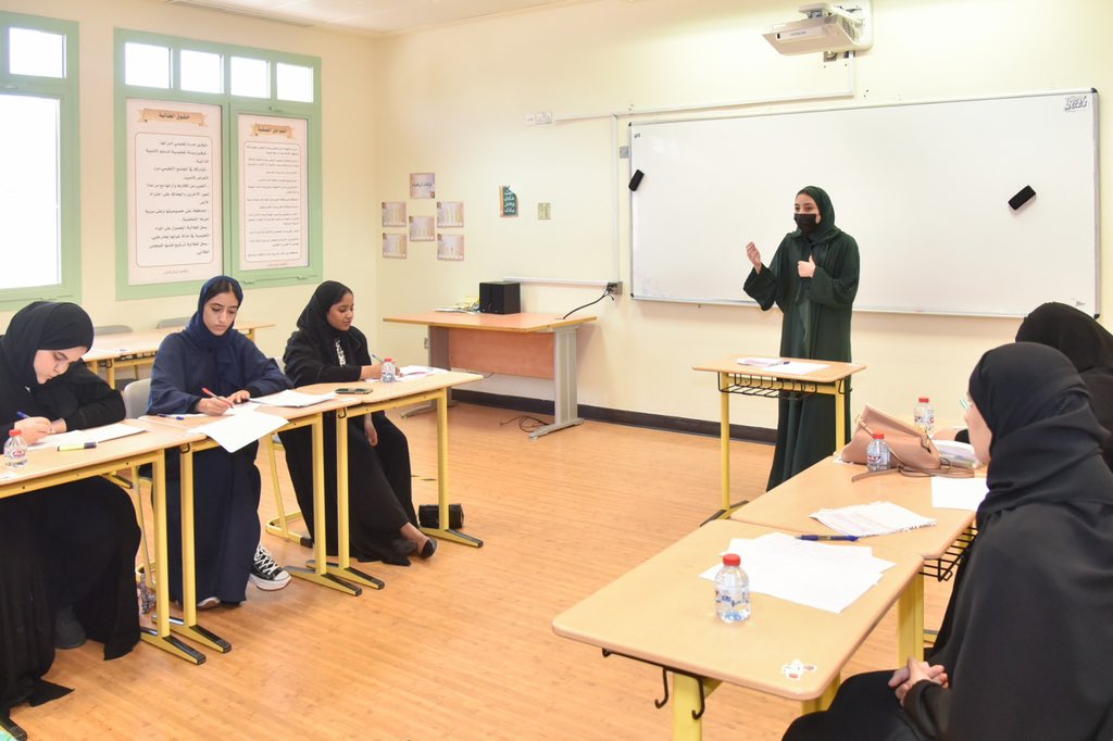 QatarDebate's tweet photo. The 1st Qatar Schools Debate League for girls.
Yesterday we held our first tournaments for the #QSDL season, @sherborneqatar hosted the #QSDL for girls with 64 teams from 34 schools.
Zubaida Secondary School hosted the Arabic #QSDL with 40 teams from 22 schools.
#QatarDebate https://t.co/nHvOevvxny