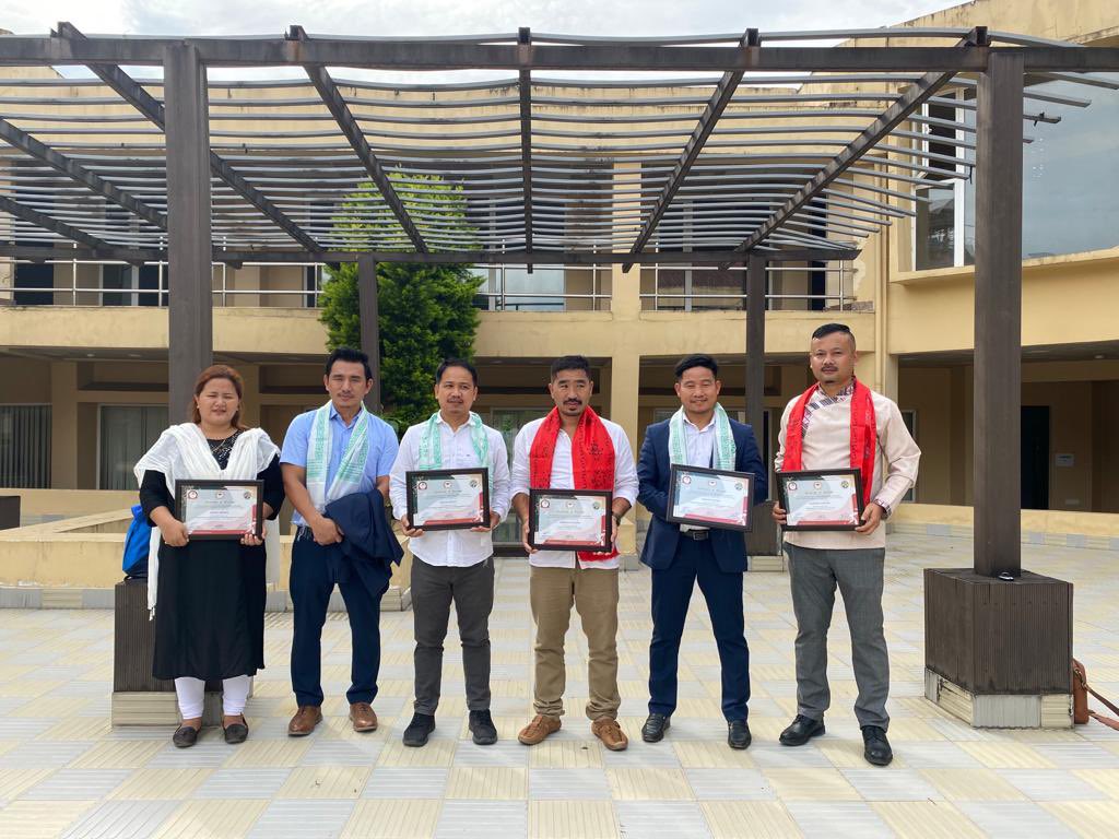 arunachaltimes_'s tweet photo. Amar Sangno n Dodum Yangfo have been unanimously re-elected as the president of the APUWJ &amp; the APC, respectively. JT Tagam has been elected as the new AEDMA president,while Sonam Jelly, Damien Lepcha &amp; Sangge Droma have been elected as the general secretaries of APUWJ,APC,AEDMA. https://t.co/KpYuCMsyax